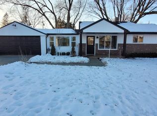 19371 Shadyside St, Livonia, MI 48152