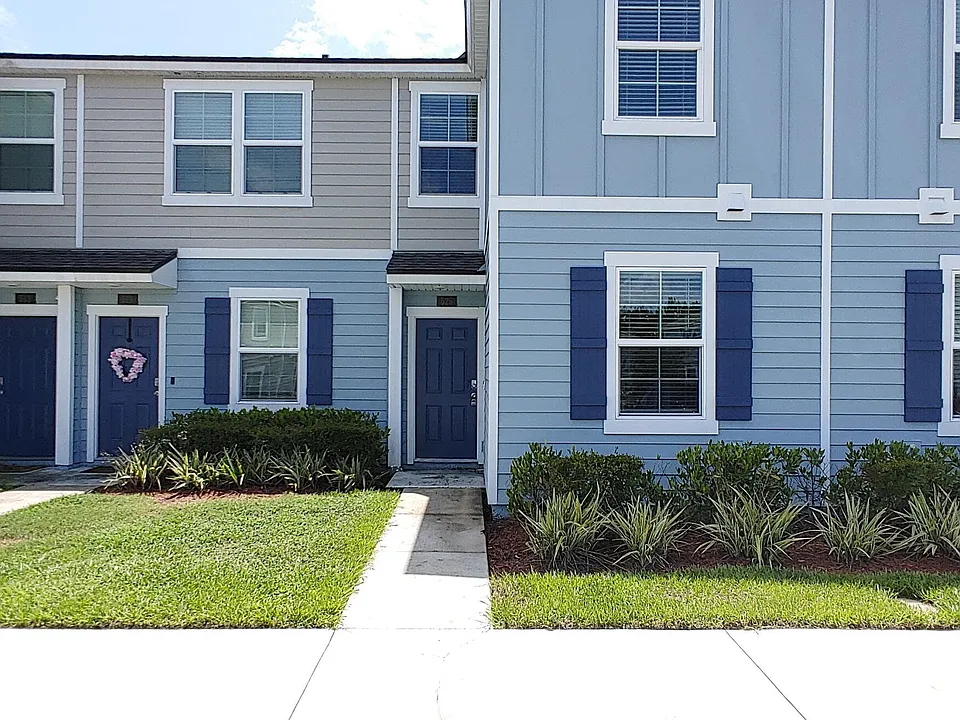 525 Big Tree Way