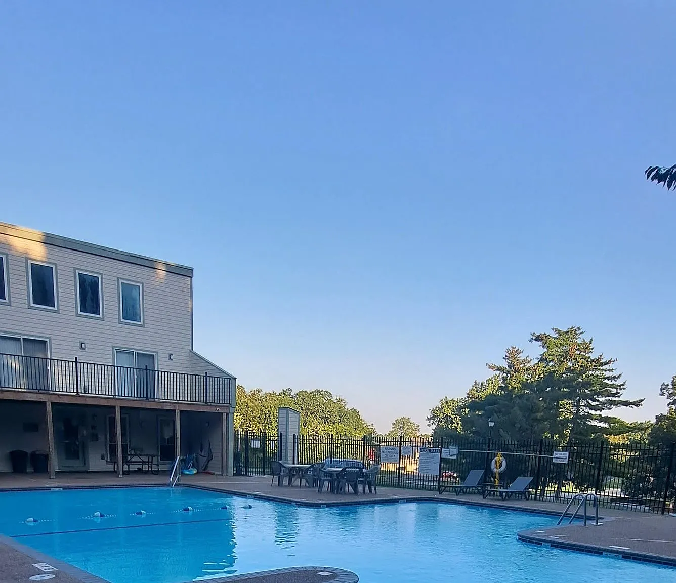 Bent Oak Apartments — Photo 3