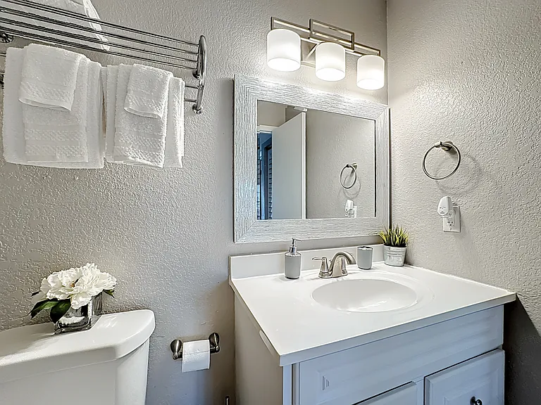 11540 Westwood Blvd #218 — Photo 21