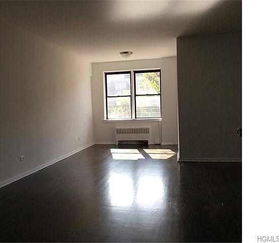 1st image of 500 Riverdale Ave APT 4J