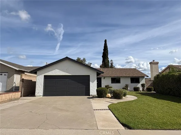 17541 Pine Cir, Yorba Linda, CA 92886