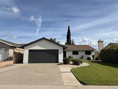 17541 Pine Cir Photo 1
