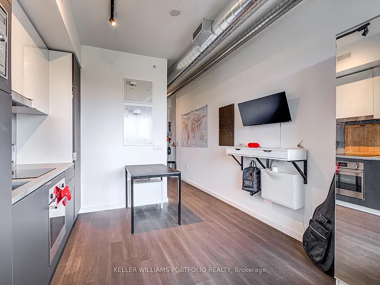 170 Bayview Ave #514 — Photo 8