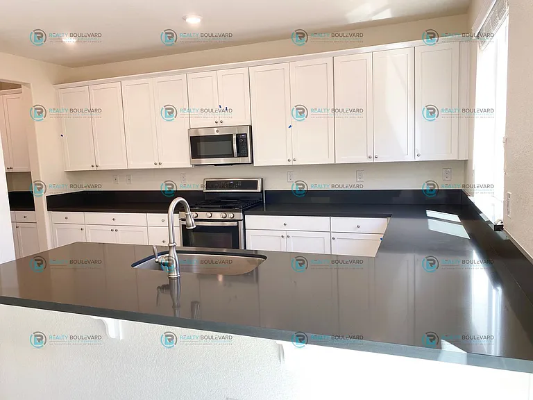 1127 Winter Hawk Way — Photo 7