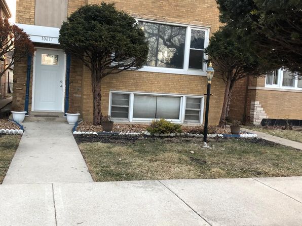10611 S Prairie Ave