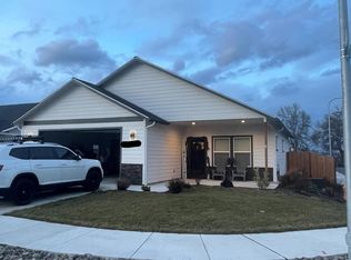 2220 Lozier Ct, Medford, OR