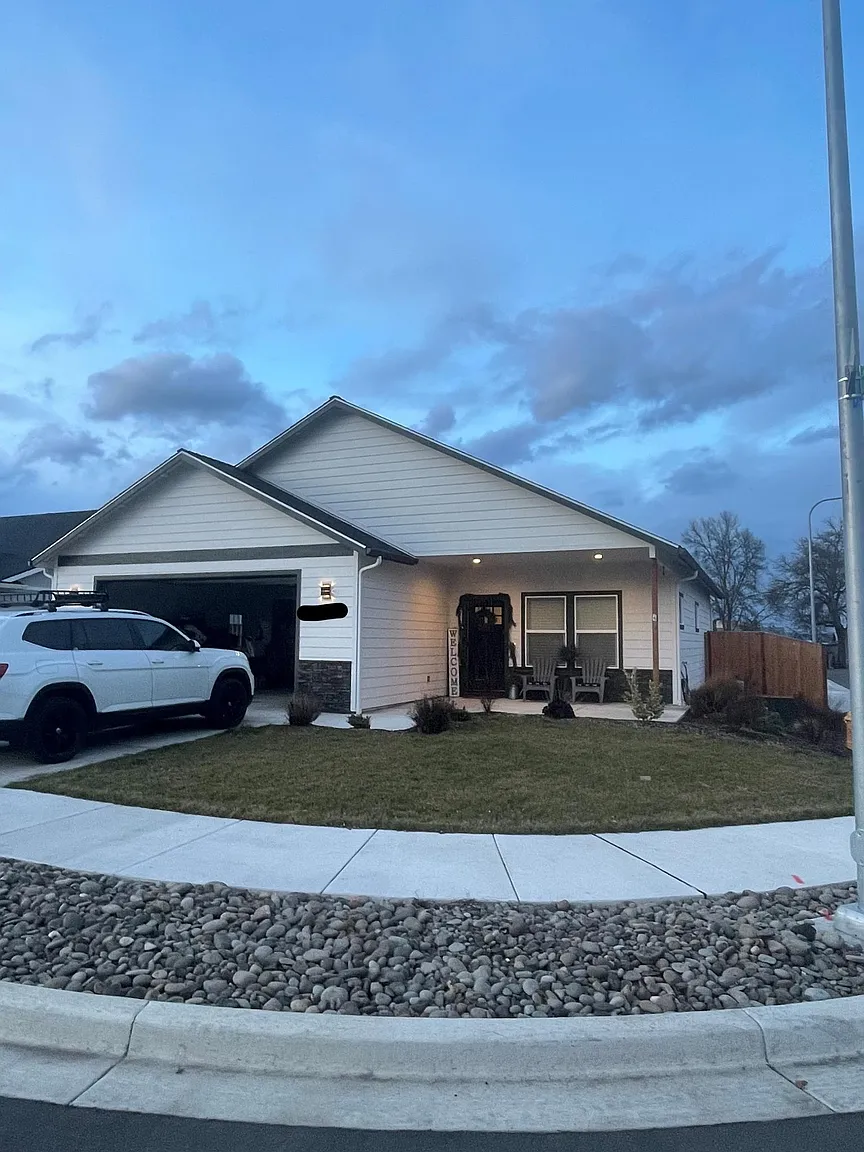 2220 Lozier Ct photo 1