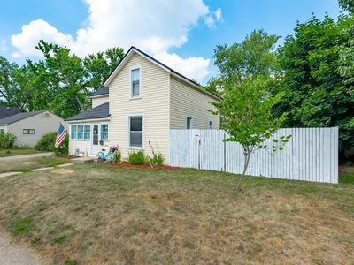 1103 E Clark St, Warsaw, IN, 46580