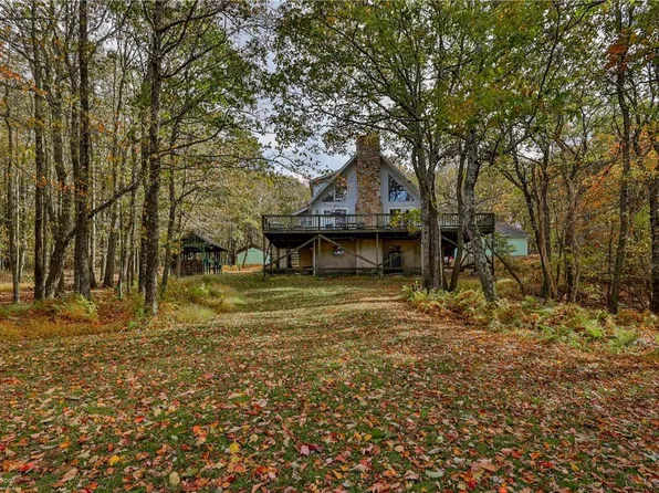 200 Smith Gap Ter, Kunkletown, PA 18058