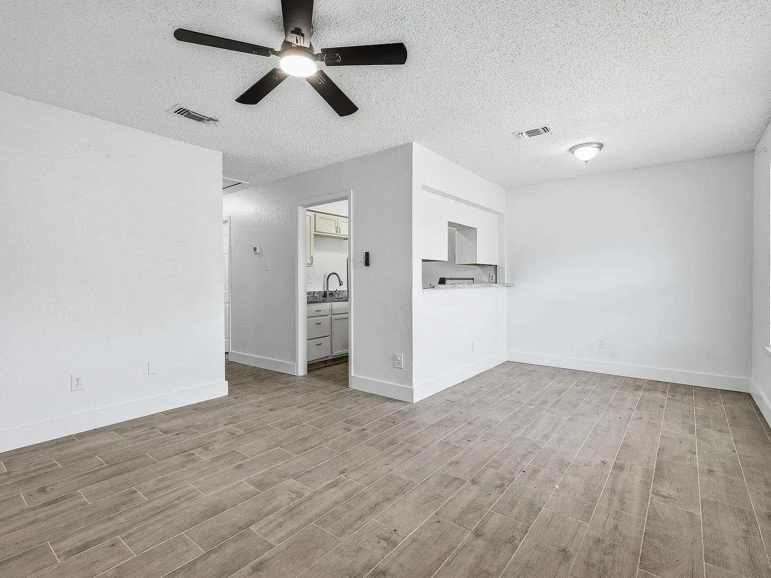 5517 Wellesley Avenue (New) - 1 — Photo 1