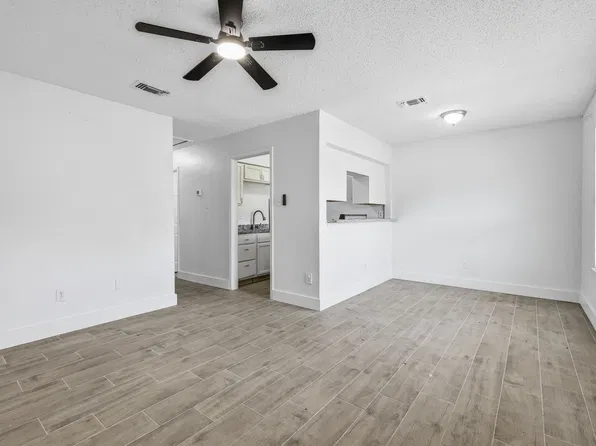 5517 Wellesley Ave, Fort Worth, TX 76107