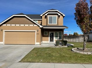 498 Creekside Ct, Middleton, ID 83644