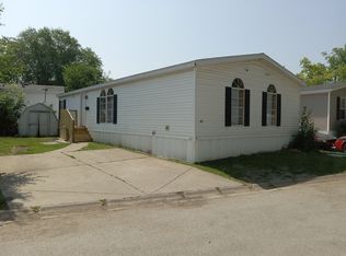 761 Maple Ln, Justice, IL 60458