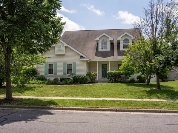 7113 Maple Point Dr, Madison, WI 53719
