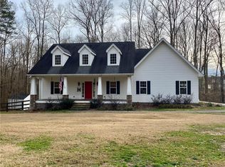 8979 Brewer Rd, Douglasville, GA 30134