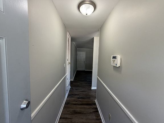 2nd image of 119 Deerwood Ct