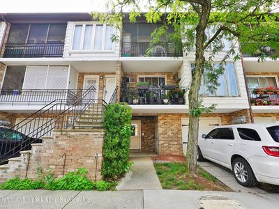 48 Racal Ct, Staten Island, NY, 10314