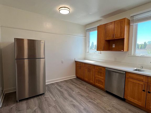 4th image of 20 Highland Ave APT 7