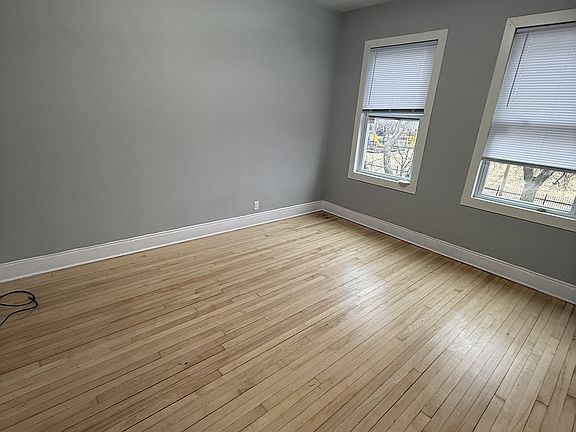 3rd image of 3714 W Cortland St #2