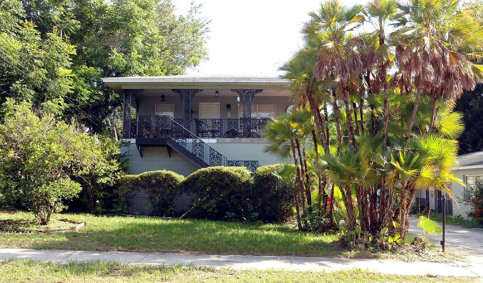 1 bed, 1.0 bath, 550 sqft, $1,000 — Photo 1