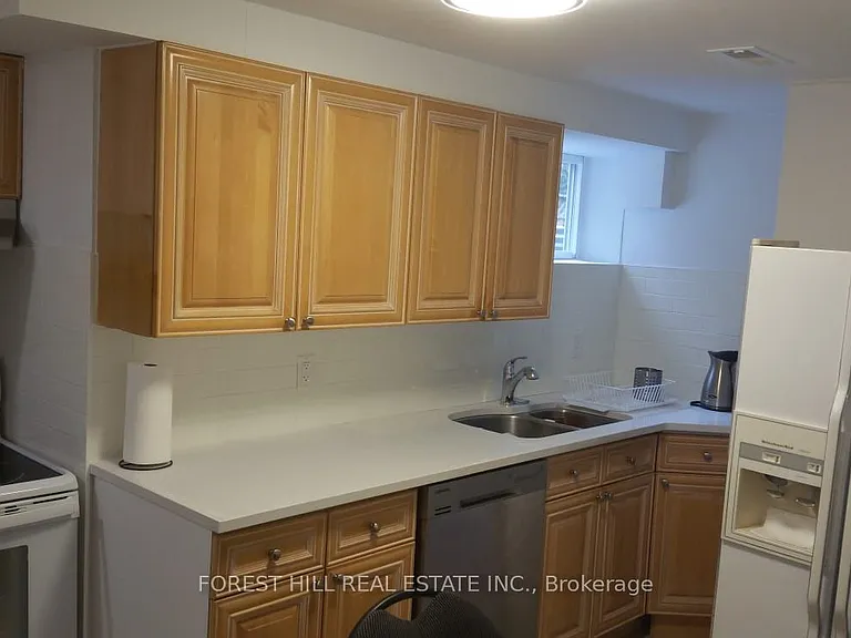 100 Grandview Ave #BASEMENT — Photo 12