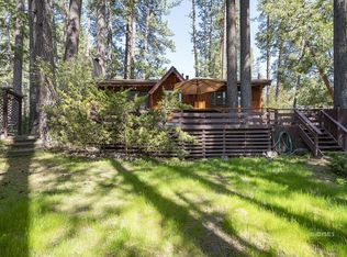 53335 Meadow Dr, Idyllwild, CA 92549