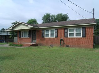 357 Longhorn Dr, Fayetteville, NC 28303