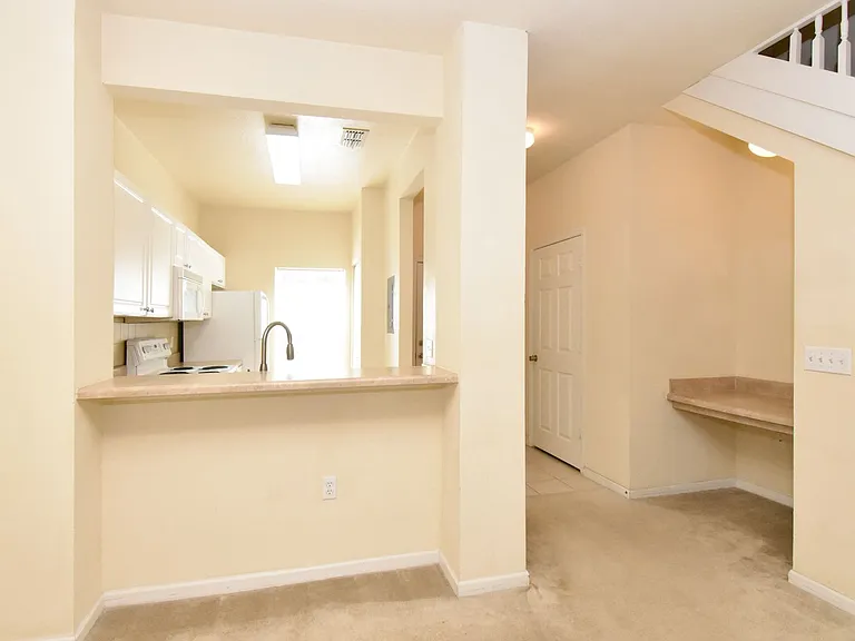 4814 NW 44th Ave #107 — Photo 4