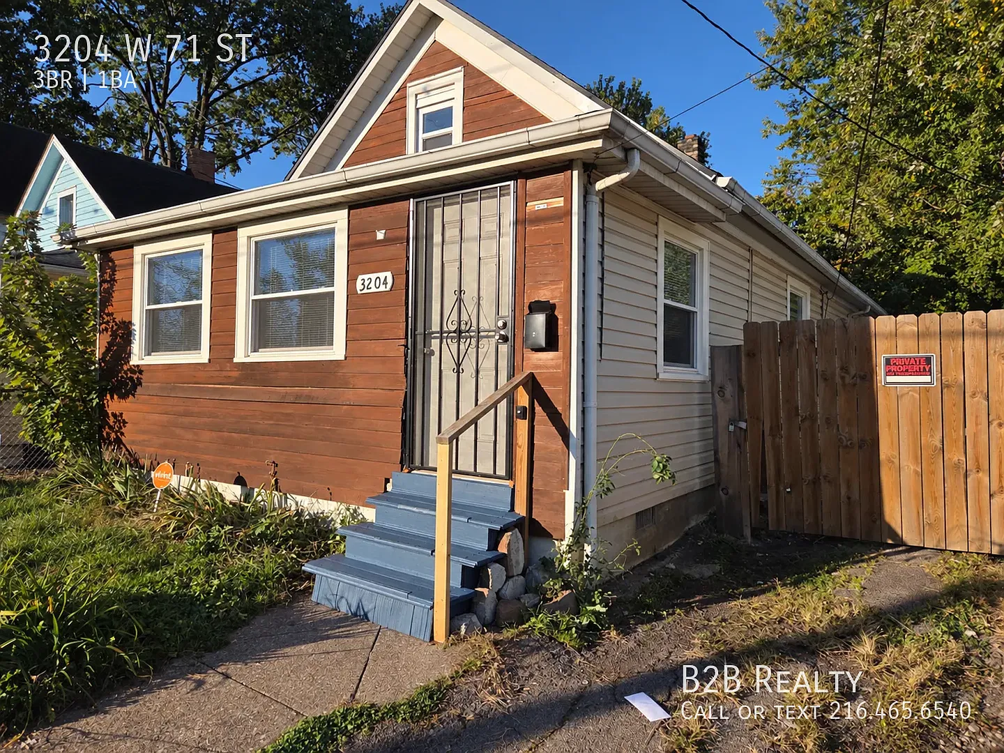Available Now: Cozy 3-Bedroom Single-Family Home in a Prime Location — Photo 2