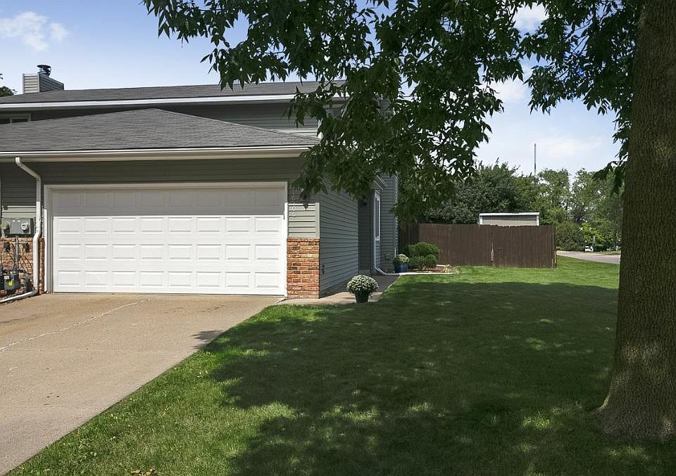 1st image of 16506 Terrey Pine Dr