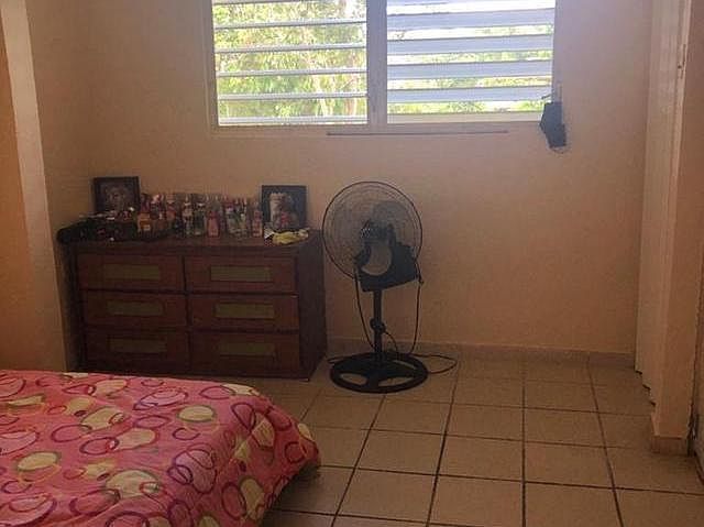 2nd image of 24 Calle Monserrate