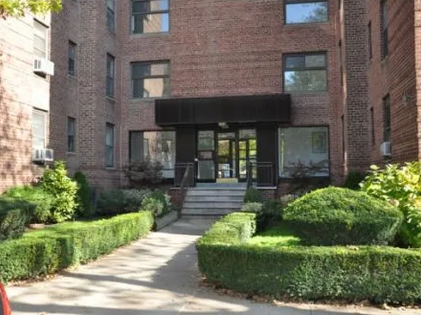 2285 Bragg Street image 1 of 1