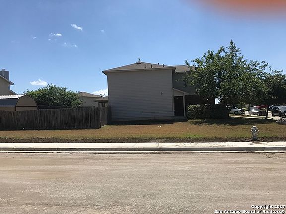 3rd image of 6403 Candlewick Ct