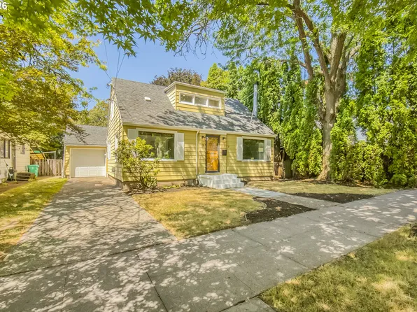 27 SE 85th Ave, Portland, OR 97216