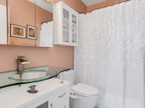 245 East 54th Street image 1 of 10