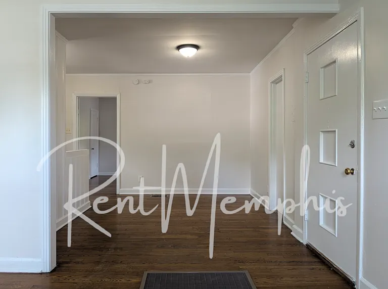 72 S Larchmont Dr — Photo 3