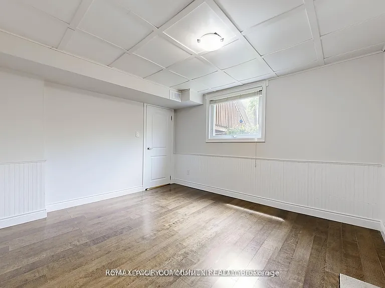 52 Eleanor Cir #LOWER — Photo 24