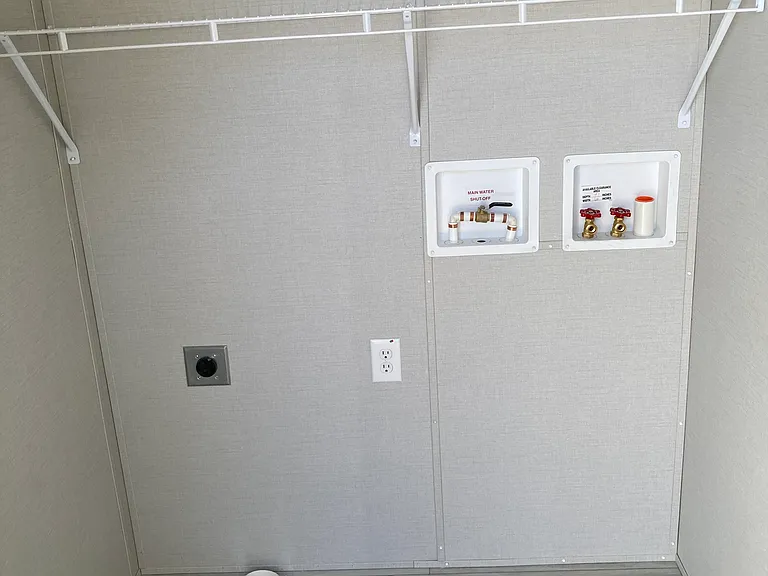 1508 S Greeley Hwy #22 — Photo 3