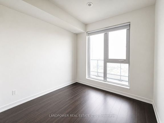 3rd image of 950 Portage Pkwy #3006