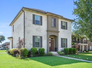4021 Transcontinental Dr, Metairie, LA 70006