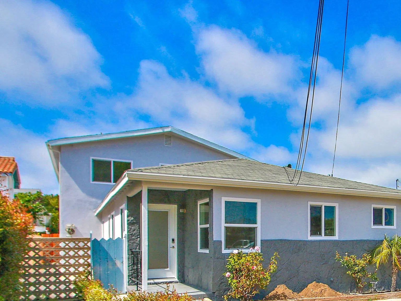 3 bed, 1000 sqft, $4,195 — Photo 2