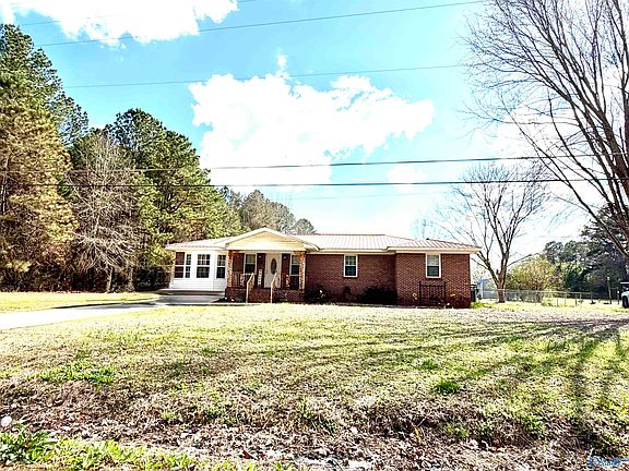 2nd image of 1980 Riddles Bend Rd