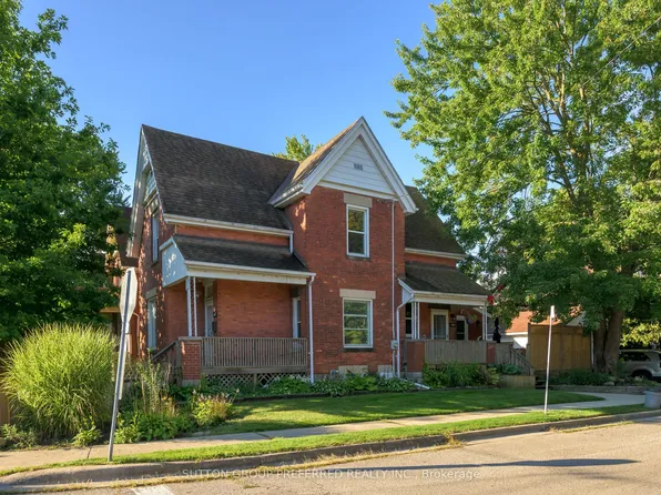 447 Woodman Ave, London, ON N5W 4A1