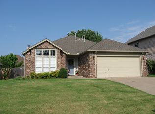 9720 S 94th Ave E, Tulsa, OK 74133
