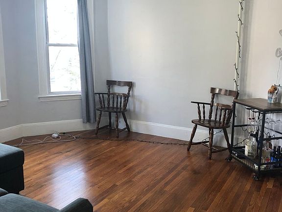 4th image of 4 Bucknam St #1