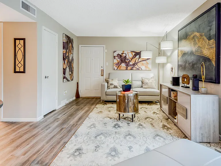 South Shore Coastal Living — Photo 19