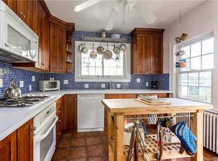 366 W Olive St, Long Beach, NY 11561