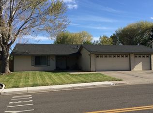 930 Singingwood Dr, Reno, NV 89509