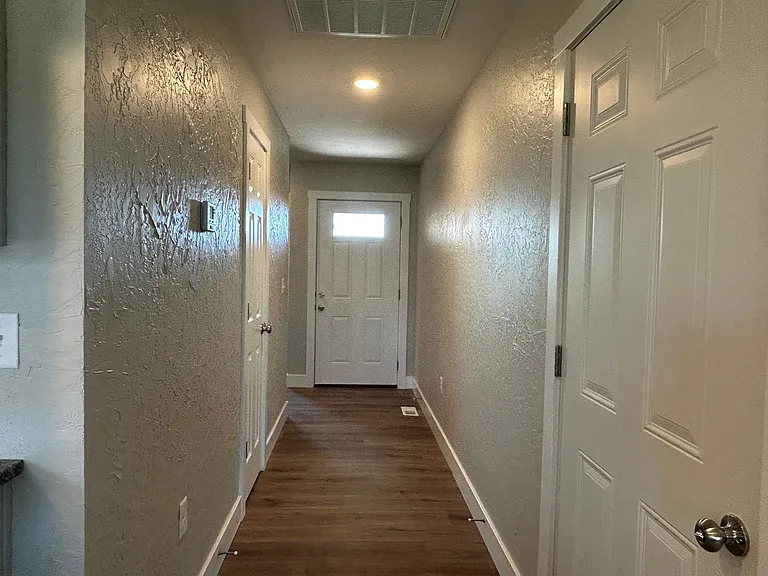 3861 W Freeman St — Photo 3